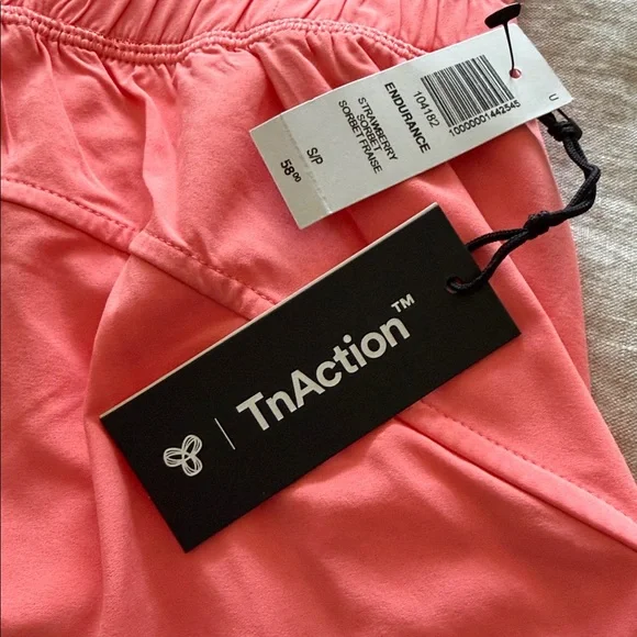 NWT TNAction Endurance Strawberry Sorbet Short 3” - Picture 5 of 10